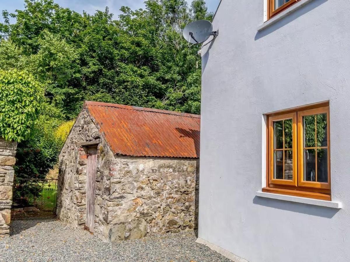 Vila The Gatehouse At Y Gwesty Bach Jordanston Exteriér fotografie